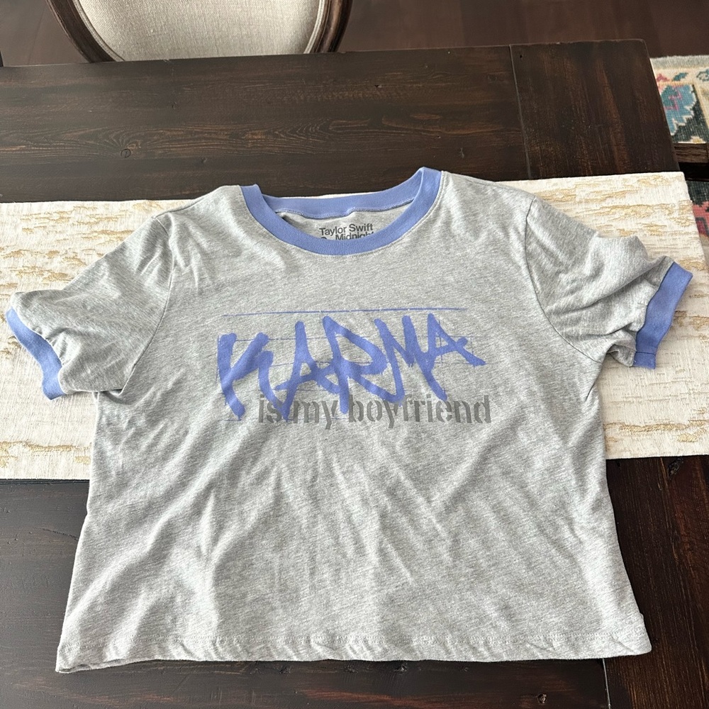 Karma is my boyfriend Taylor swift New crop top tshirt gray/purple size XL